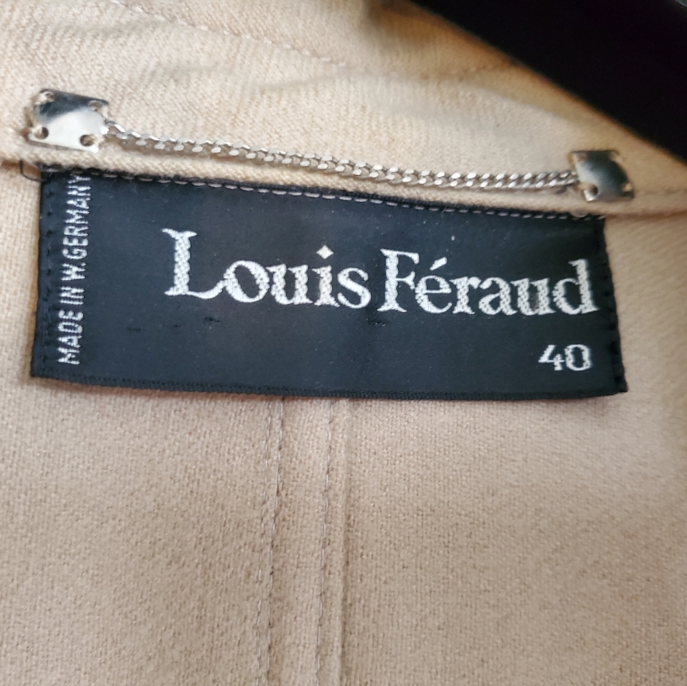 Louis Feraud Short Jacket goes over anything! - Picture 2 of 4